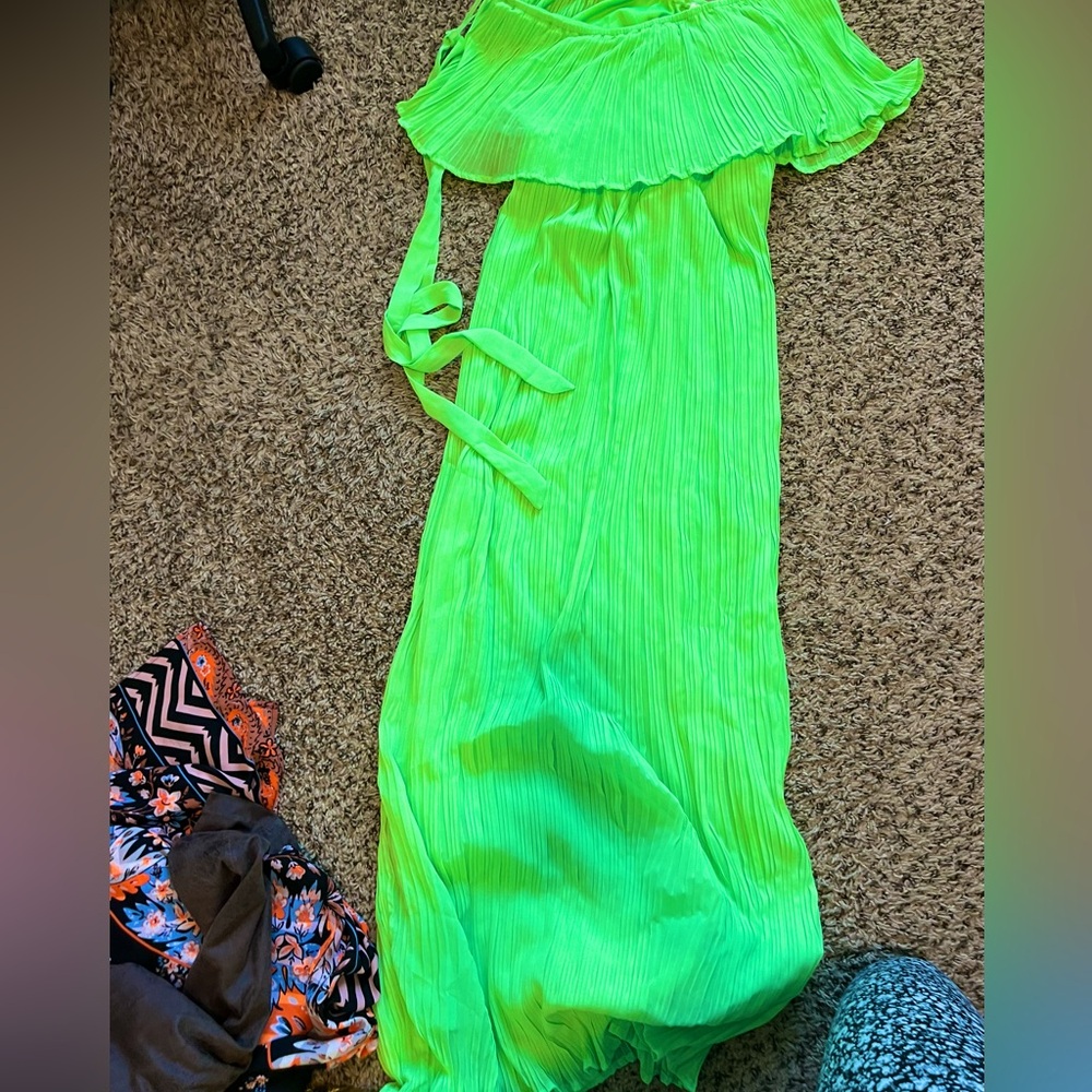 Green maxi dress